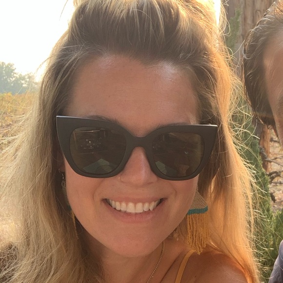 Meet your Posher, Michelle - Picture 1 of 1